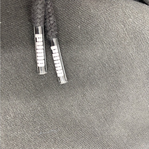 Puma Woman’s Black With Pink Racing Stripe - Large - Picture 10 of 10